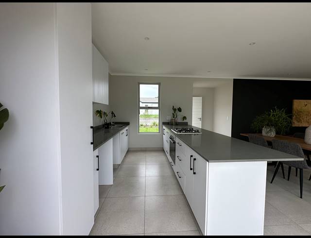2 BEDROOM HOUSE FOR SALE IN LALELA ESTATE